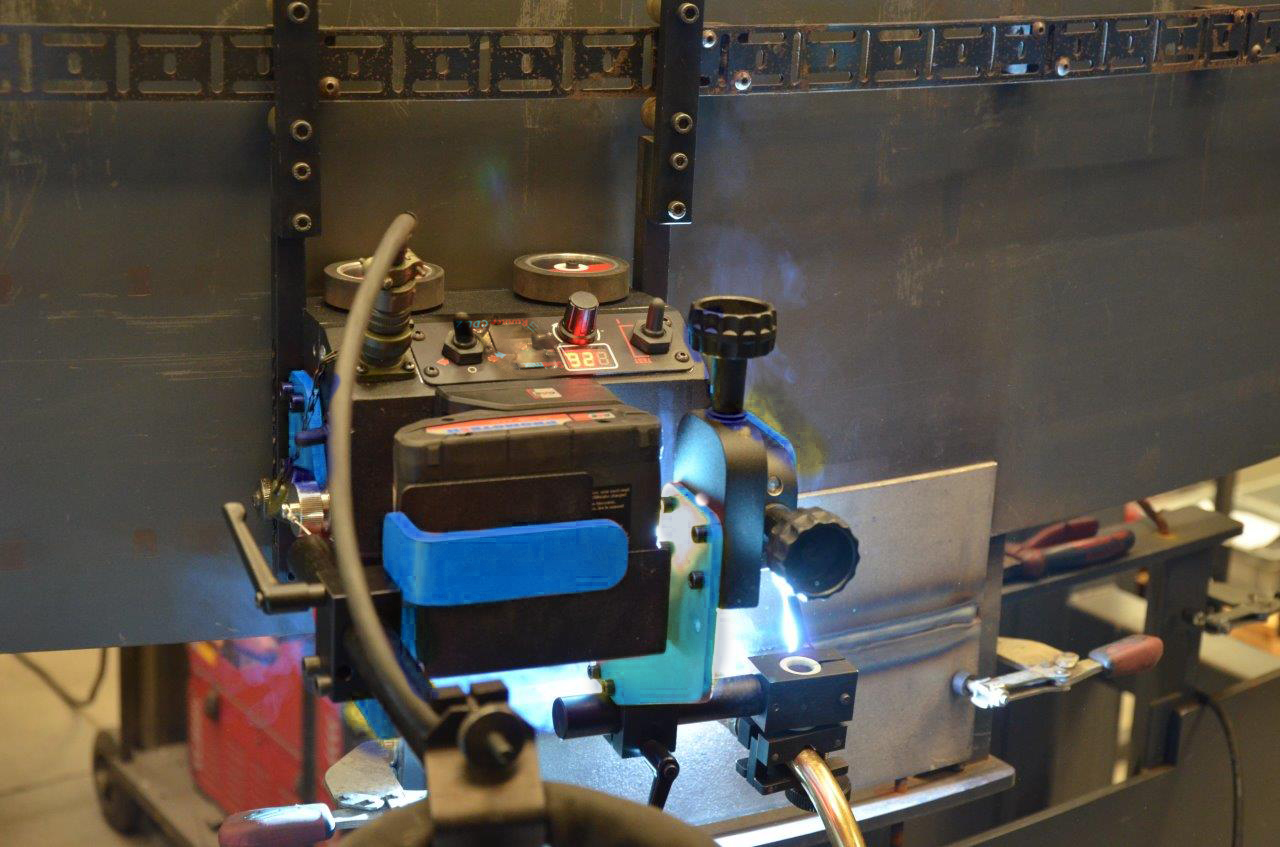 Li'l Runner CDL Cordless Welding Tractor - Image 6